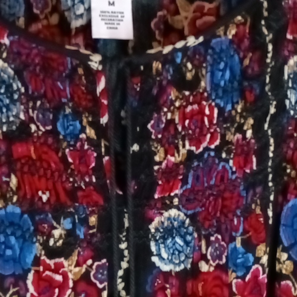 Ruby Rd. Floral Top - Picture 7 of 13